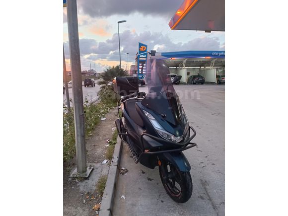 İLK SAHİBİNDEN DOLULAR DOLUSU MAVİ PCX