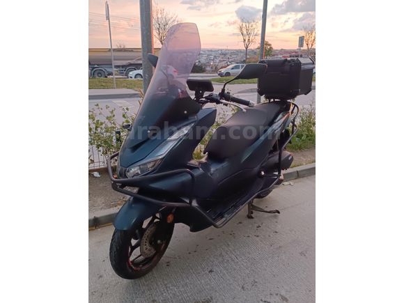 İLK SAHİBİNDEN DOLULAR DOLUSU MAVİ PCX