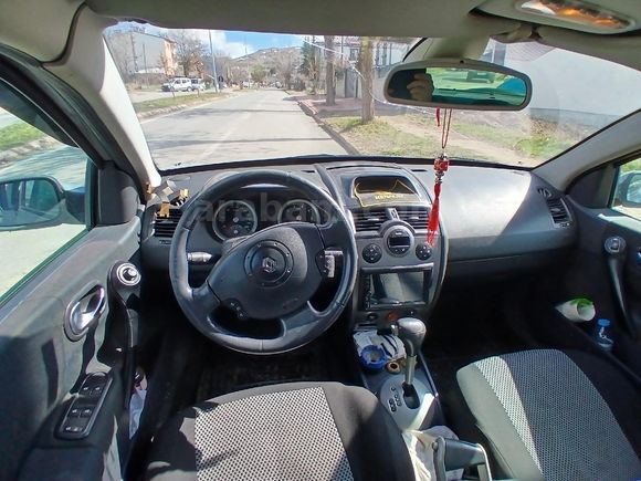 Sahibinden Renault Megane 1.6 Dynamique 2004 Model  295.000 km Kahverengi