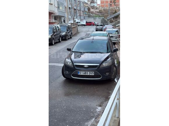 Sahibinden Ford Focus 1.6 TDCi Titanium 2010 Model 