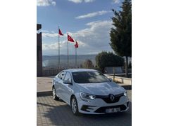 Sahibinden Renault Megane 1.3 TCe Joy 2022 Model  110.000 km Beyaz