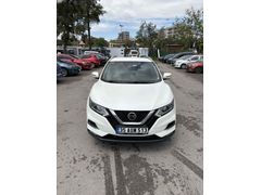 Sahibinden Nissan Qashqai 1.3 DIG-T Tekna 2020 Model  82.000 km Beyaz