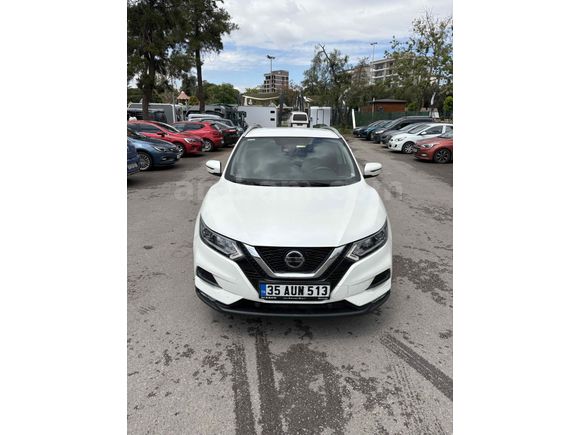 Sahibinden Nissan Qashqai 1.3 DIG-T Tekna 2020 Model  82.000 km Beyaz