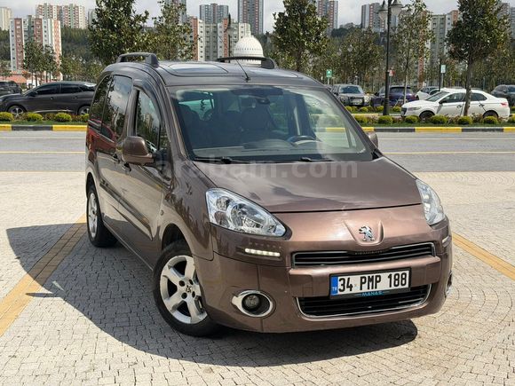 Sahibinden Peugeot Partner 1.6 HDI Zenith 2012 Model  146.000 km Kahverengi