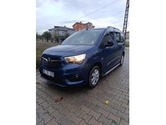Sahibinden Opel Combo  life 1.5 CDTI Edition siteyle 2021 Model  95.000 km Lacivert