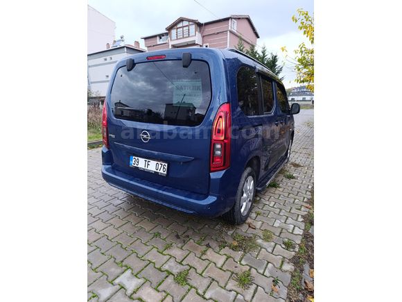 Sahibinden Opel Combo  life 1.5 CDTI Edition siteyle 2021 Model  95.000 km Lacivert