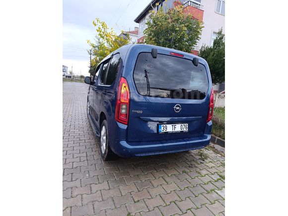 Sahibinden Opel Combo  life 1.5 CDTI Edition siteyle 2021 Model  95.000 km Lacivert