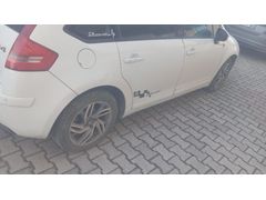 Sahibinden Citroen C4 1.6 HDi VTRPK 2010 Model  301.000 km Beyaz