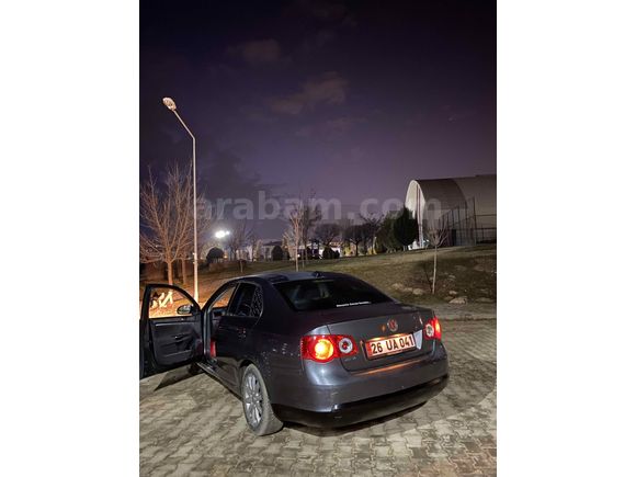 HATASIZ 2009 JETTA 