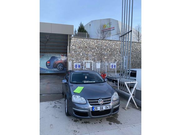 HATASIZ 2009 JETTA 