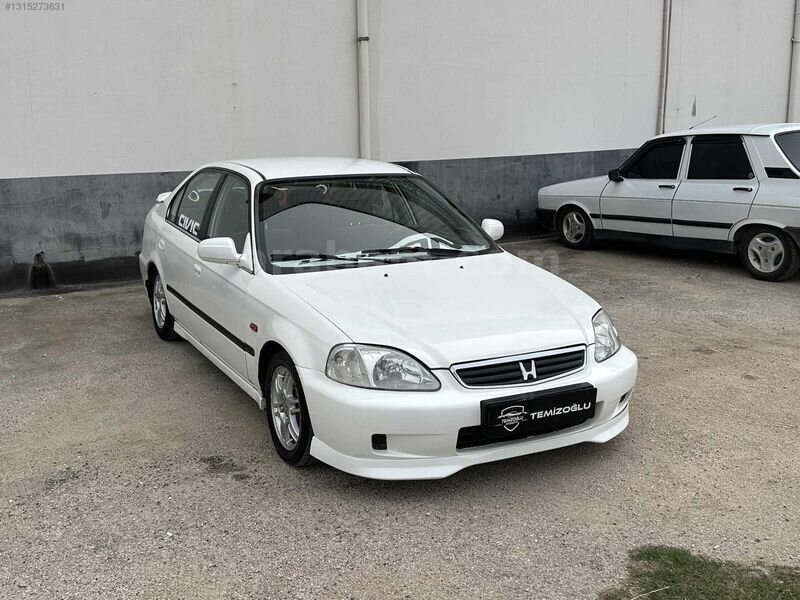 Galeriden Honda Civic 1.6 i ES 2000 Model Osmaniye 337.000 km Beyaz