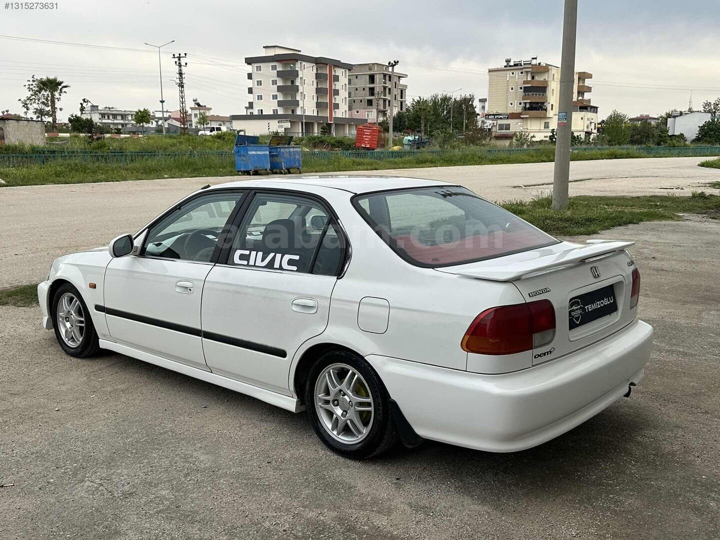 Galeriden Honda Civic 1.6 i ES 2000 Model Osmaniye 337.000 km Beyaz 5