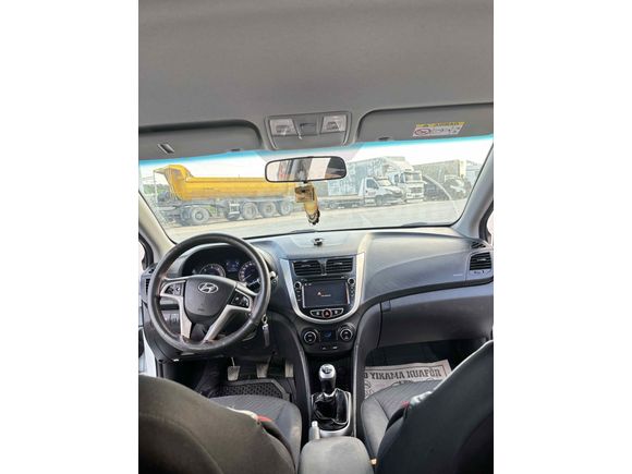 Sahibinden Hyundai Accent Blue 1.6 CRDI Prime 2014 Model 