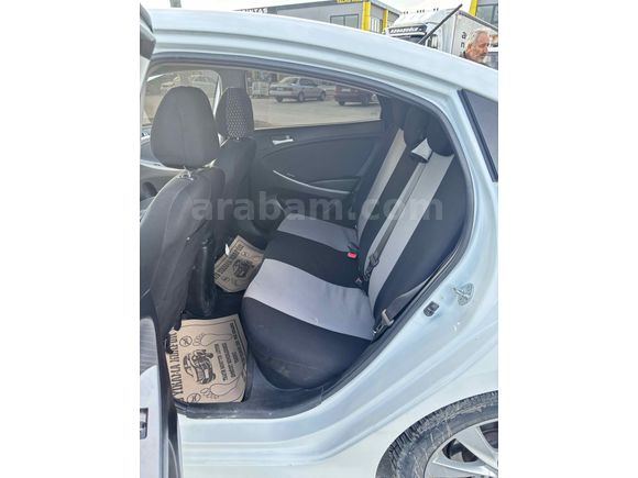 Sahibinden Hyundai Accent Blue 1.6 CRDI Prime 2014 Model 