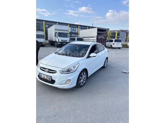 Sahibinden Hyundai Accent Blue 1.6 CRDI Prime 2014 Model 