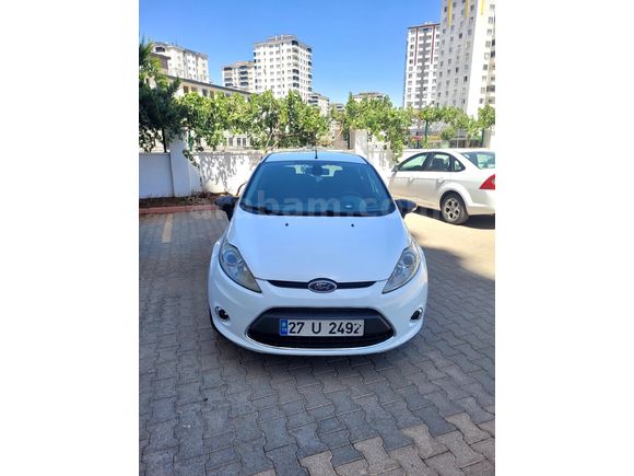 Sahibinden Ford Fiesta 1.4 Titanium 2011 Model