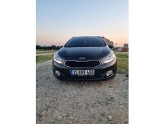 Sahibinden Kia Ceed 1.6 CRDi Premium SW 2013 Model