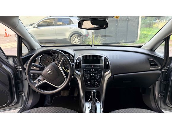 Sahibinden Opel Astra 1.6 Cosmo 2011 Model 