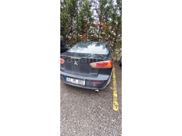 Sahibinden Mitsubishi Lancer 1.5 Invite 2009 Model