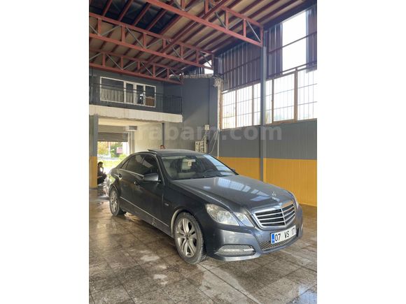 Sahibinden Mercedes - Benz E 200 CGI BlueEFFICIENCY Avantgarde 2011 Model 