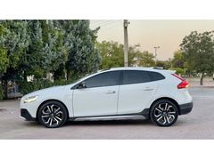 Sahibinden Volvo V40 Cross Country 1.5 T3 Advance 2017 Model 