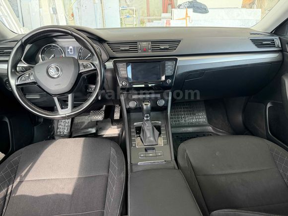 Sahibinden Skoda SuperB 1.6 TDI Active 2017 Model 