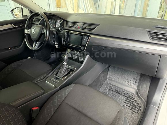 Sahibinden Skoda SuperB 1.6 TDI Active 2017 Model 
