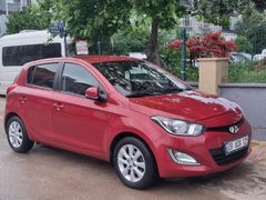 Galeriden Hyundai i20 1.4 CVVT Sense 2013 Model Antalya