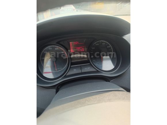 Sahibinden Seat Ibiza 1.4 Reference 2012 Model  Beyaz