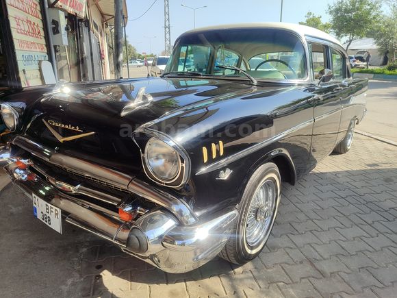 57 belair V8 otomatik 