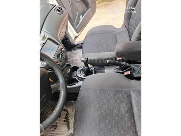 Sahibinden Ford Focus 1.6 Comfort 2004 Model