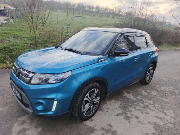Bakımları yapılmış, Suzuki Vitara 1.6 GLX 2017 Model  129.000 km Mavi (metalik)