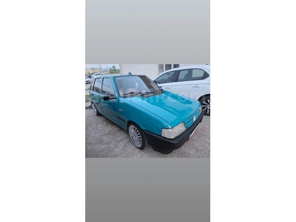 Fiat Uno 70s