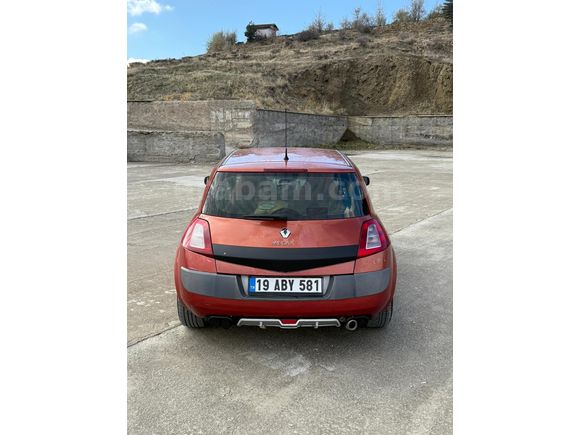 Sahibinden Renault Megane 1.6 Dynamique 2004 Model