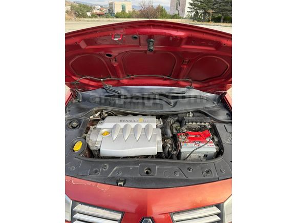Sahibinden Renault Megane 1.6 Dynamique 2004 Model