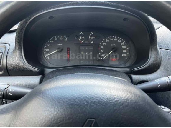Sahibinden Renault Clio 1.4 RXT 2001 Model 