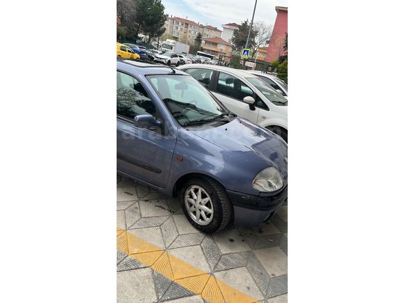 Sahibinden Renault Clio 1.4 RXT 2001 Model 