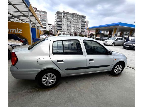Sahibinden Renault Clio 1.4 RNA 2000 Model 
