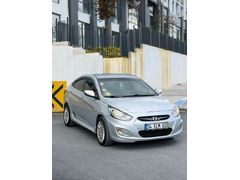 Sahibinden Hyundai Accent Blue 1.6 CRDI Mode 2012 Model