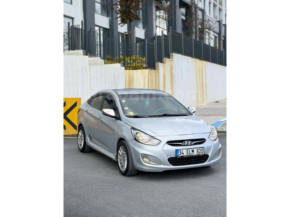 Sahibinden Hyundai Accent Blue 1.6 CRDI Mode 2012 Model