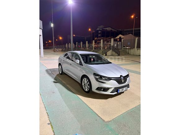 Sahibinden Renault Megane 1.5 Blue DCI Icon 2020 Model 