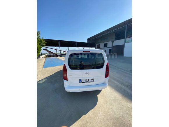 Sahibinden Opel Combo 1.5 CDTI Edition 2022 Model 