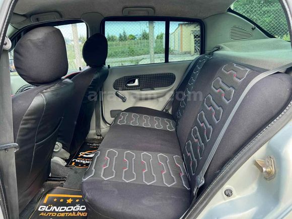 Sahibinden Renault Clio 1.5 dCi Authentique 2004 Model  250.000 km Gri (Gümüş)