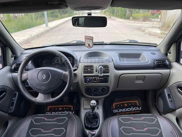 Sahibinden Renault Clio 1.5 dCi Authentique 2004 Model  250.000 km Gri (Gümüş)