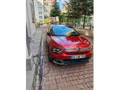 Sahibinden Citroen C4 SUV 1.2 PureTech Shine 2021 Model  71.000 km Kırmızı