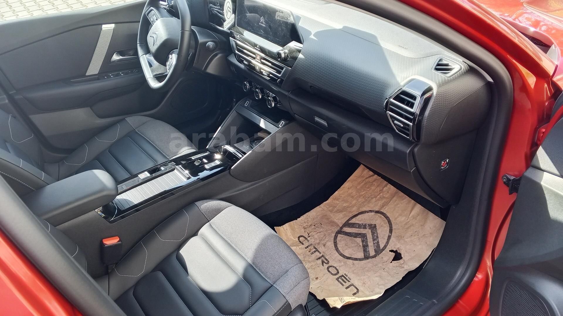 Sahibinden Citroen C4 SUV 1.2 PureTech Shine 2024 Model 5