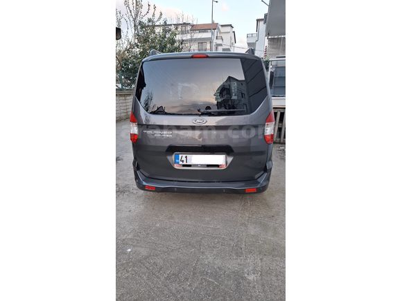 İlk Sahibinden, Garantili Courier 1.5 TDCi Titanium Plus 2023 Model 