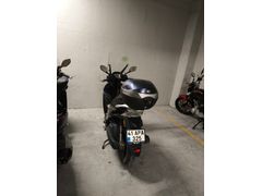 Sahibinden Kymco People S 200i (Temmuz 2023 trafiğe çıkışlı, Ağustos 2027 vize)