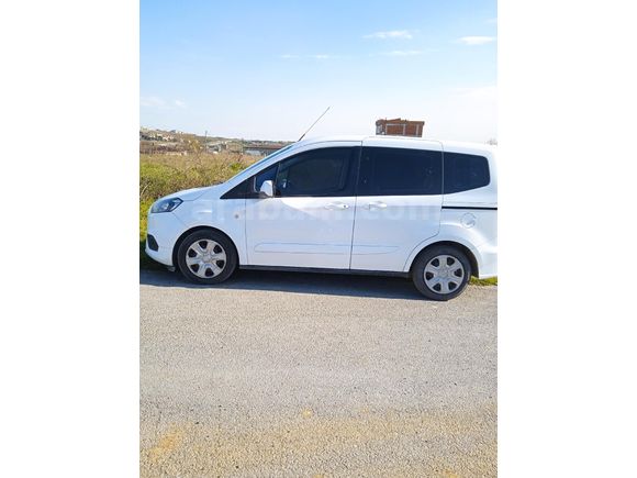 Sahibinden Ford Tourneo Courier 1.5 TDCi Trend 2019 Model