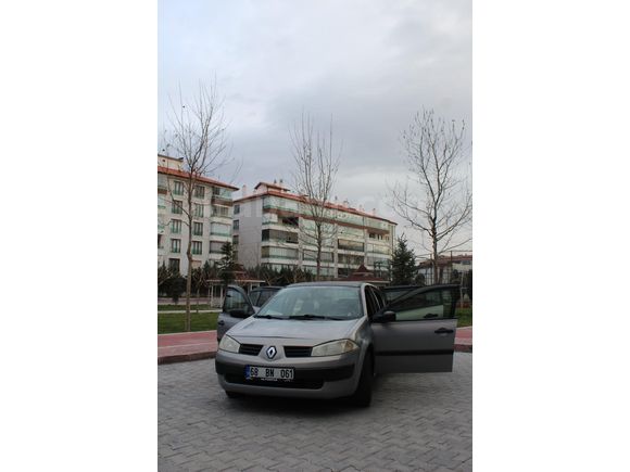 Sahibinden Renault Megane 1.6 Authentique 2004 Model  332.000 km Gri